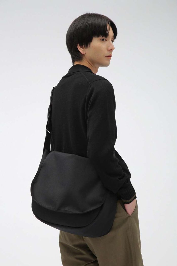 【その他のブランド/Other】のPOLYESTER CANVAS インテリア・キッズ・メンズ・レディースファッション・服の通販 founy(ファニー) https://founy.com/ ファッション Fashion レディースファッション Fashion for Women バッグ Bags キャンバス Canvas, Canvas Fabric シンプル Simple, Minimal フラップ Flap, Flap Pocket ポケット Pocket, Pocket Detail |ID: prp329100004886389 ipo3291000000036482771