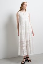 【ランバン オン ブルー/LANVIN en Bleu】のエンブロイダリーコットンレースワンピース オフホワイト|ID:prp329100004886536