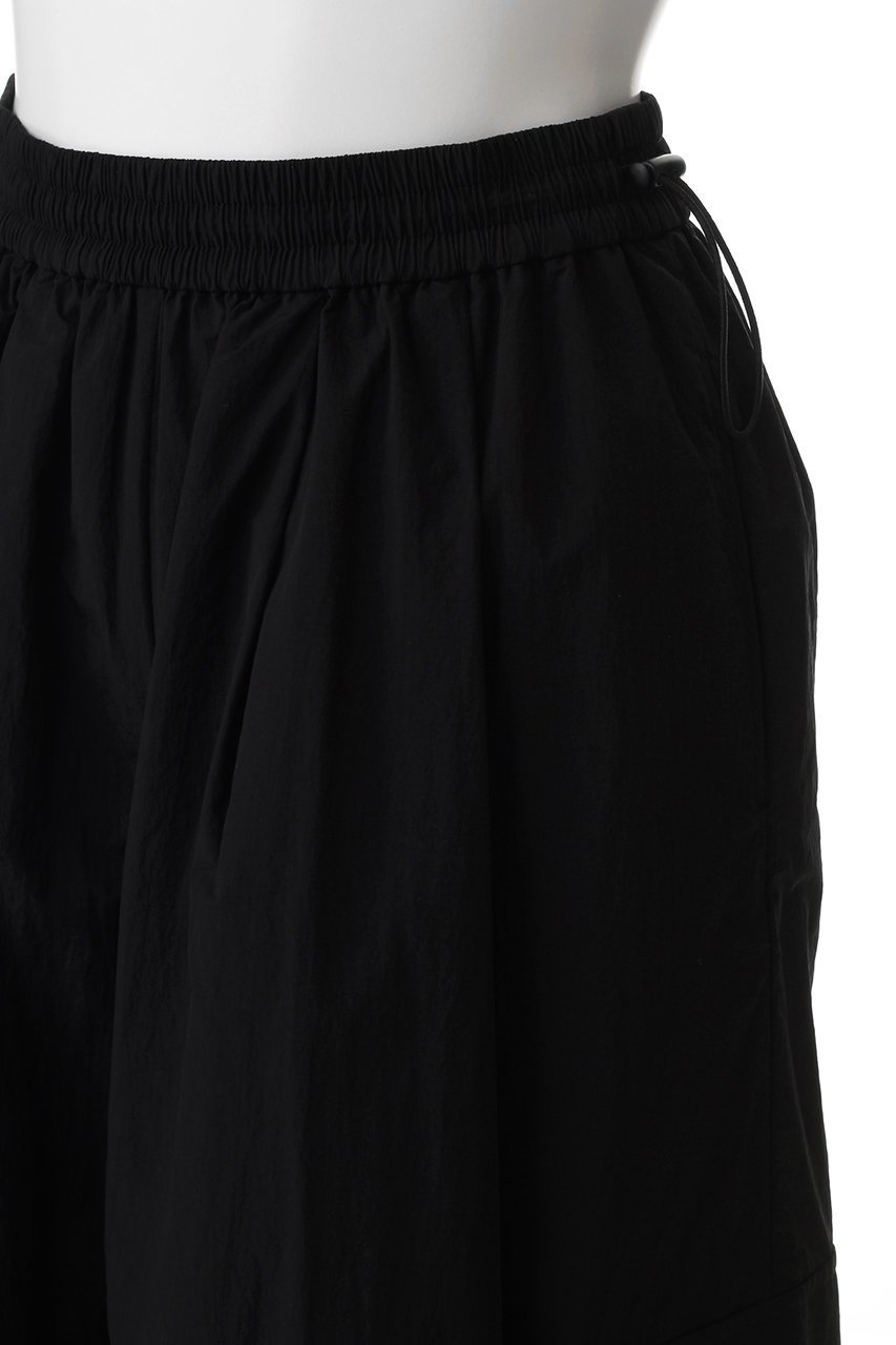 【ル フィル/LE PHIL】のライトナイロンワイドパンツ 人気、トレンドファッション・服の通販 founy(ファニー) 　ファッション　Fashion　レディースファッション　Fashion for Women　パンツ　Pants & Trousers　カーゴパンツ　Cargo Pants, Utility Pants　スポーティ　Sporty, Casual Athletic　タフタ　Taffeta, Structured Fabric　フレア　Flare, Flared　軽量　Lightweight, Ultra Light　other-5|ID: prp329100004886936 ipo3291000000036487033