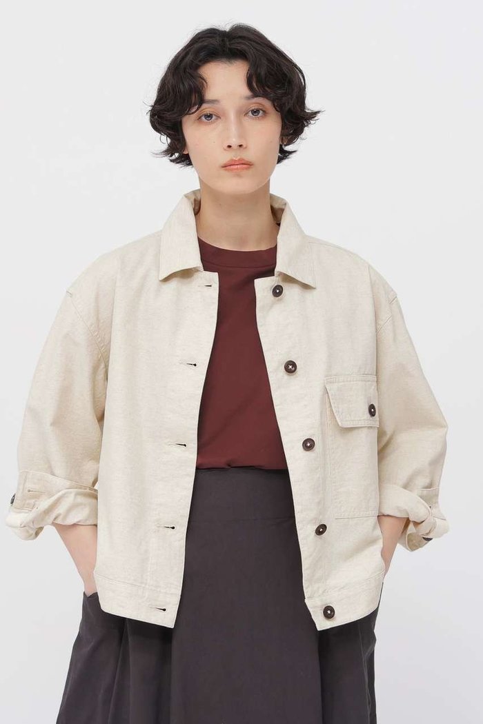 【マーガレットハウエル/MARGARET HOWELL】のBELGIAN LINEN COTTON PLAINWEAVE BLOUSON インテリア・キッズ・メンズ・レディースファッション・服の通販 founy(ファニー) https://founy.com/ ファッション Fashion レディースファッション Fashion for Women アウター Coat / Outerwear Collection レディースジャケット・軽アウター Jackets ブルゾンジャケット・スポーティアウター Blouson Jackets おすすめ Recommended / Our Picks コンパクト Compact, Small Size ショート Short, Short Length ジャケット Jacket, Outerwear セットアップ Set-Up, Coordinated Outfit バランス Balance, Style Balance フラップ Flap, Flap Pocket ブルゾン Blouson, Bomber Jacket ポケット Pocket, Pocket Detail リネン Linen, Linen Fabric エレガント 上品 Elegant |ID: prp329100004887378 ipo3291000000036575176