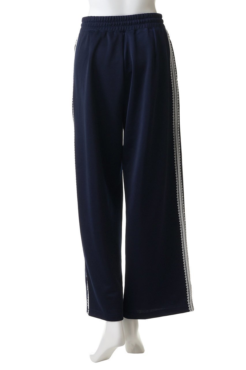 【ミュベール/MUVEIL】のサイドレース裏毛パンツ 人気、トレンドファッション・服の通販 founy(ファニー) 　ファッション　Fashion　レディースファッション　Fashion for Women　パンツ　Pants & Trousers　おすすめ　Recommended / Our Picks　エレガント 上品　Elegant　サテン　Satin, Glossy Fabric　セットアップ　Set-Up, Coordinated Outfit　リラックス　Relax, Relaxed Fit　レース　Lace, Lace Fabric　新作・新入荷　New Arrivals / New In　other-4|ID: prp329100004887442 ipo3291000000036492983