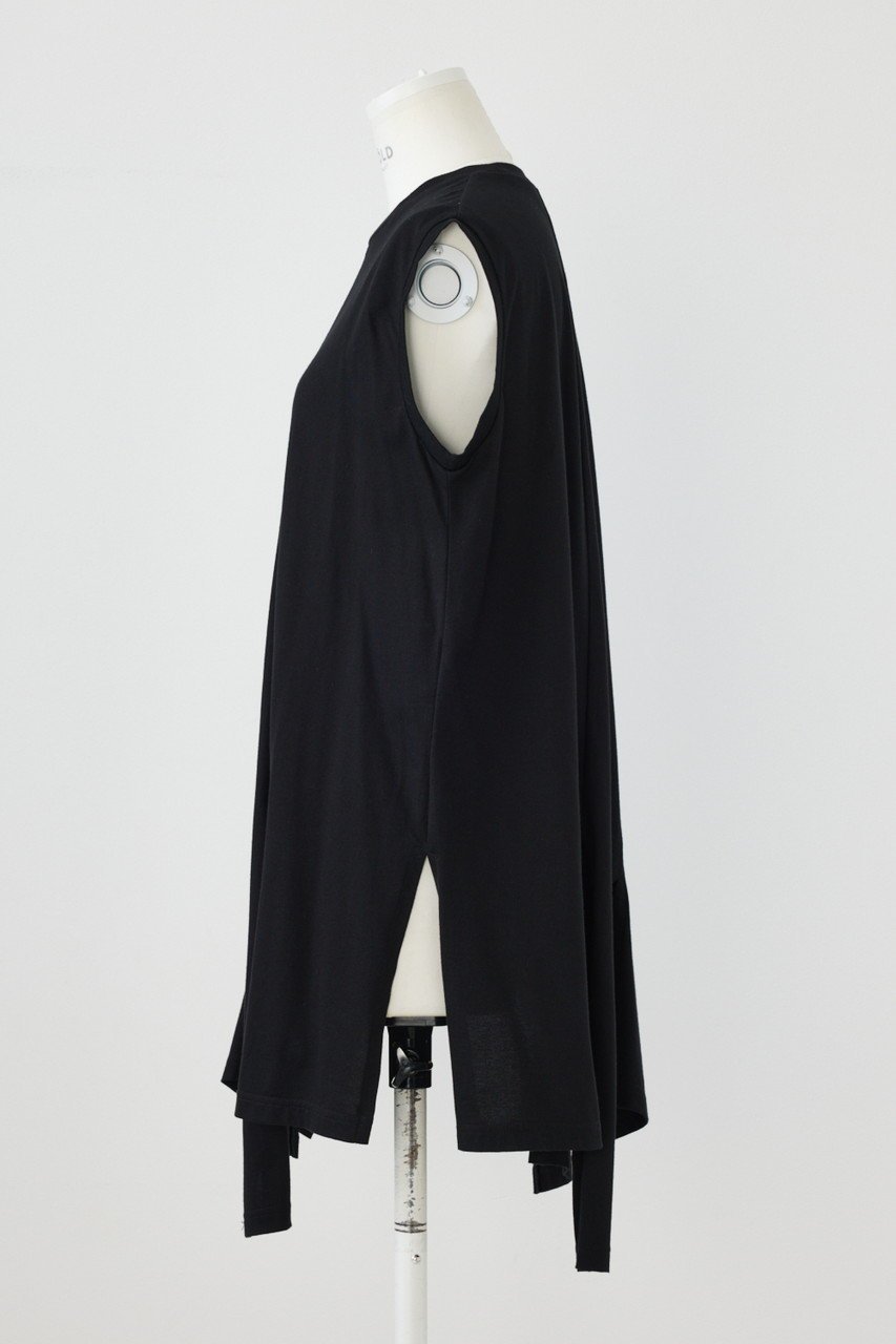 【エンフォルド/ENFOLD】のBIAS-SLIT TANK-TOP/タンクトップ 人気、トレンドファッション・服の通販 founy(ファニー) 　ファッション　Fashion　レディースファッション　Fashion for Women　トップス・カットソー　Cut & Sew Tops　キャミソール&ノースリーブ　Camisoles & Sleeveless Tops　シャツ・ブラウス・オフィスカジュアル　Elegant Blouses & Button-Ups　ロングTシャツ・Tシャツ　Longline T-Shirts & Tees　カットソー・ベーシックTシャツ　Cut-and-Sewn Tops / Stretch Tees & Basics　カーディガン　Cardigan, Knitwear　キャミソール　Camisole, Spaghetti Strap Top　スリット　Slit, Slit Detail　タンク　Tank Top, Sleeveless Top　バイアス　Bias, Diagonal Cut　ランダム　Random, Irregular　切替　Switching, Contrast Panel　other-2|ID: prp329100004887608 ipo3291000000036495529