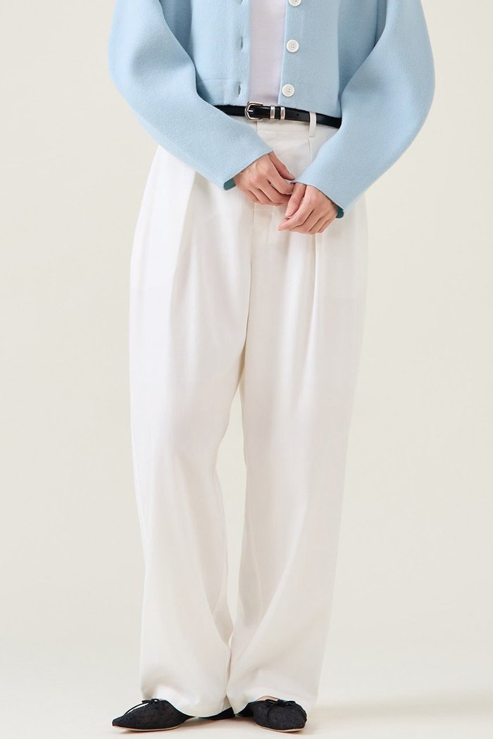 【マルティニーク/martinique】のデニムカーブシルエットパンツ(セットアップ可) インテリア・キッズ・メンズ・レディースファッション・服の通販 founy(ファニー) https://founy.com/ ファッション Fashion レディースファッション Fashion for Women セットアップ Matching Sets レディースパンツ・ボトムス Pants & Trousers / Bottoms パンツ Pants & Trousers デニムパンツ・ジーンズ・美脚デニム Denim Jeans & Pants おすすめ Recommended / Our Picks ストレッチ Stretch, Stretchy Fabric セットアップ Set-Up, Coordinated Outfit デニム Denim, Jeans Material パターン Pattern, Design Print エレガント 上品 Elegant |ID: prp329100004887622 ipo3291000000036495785