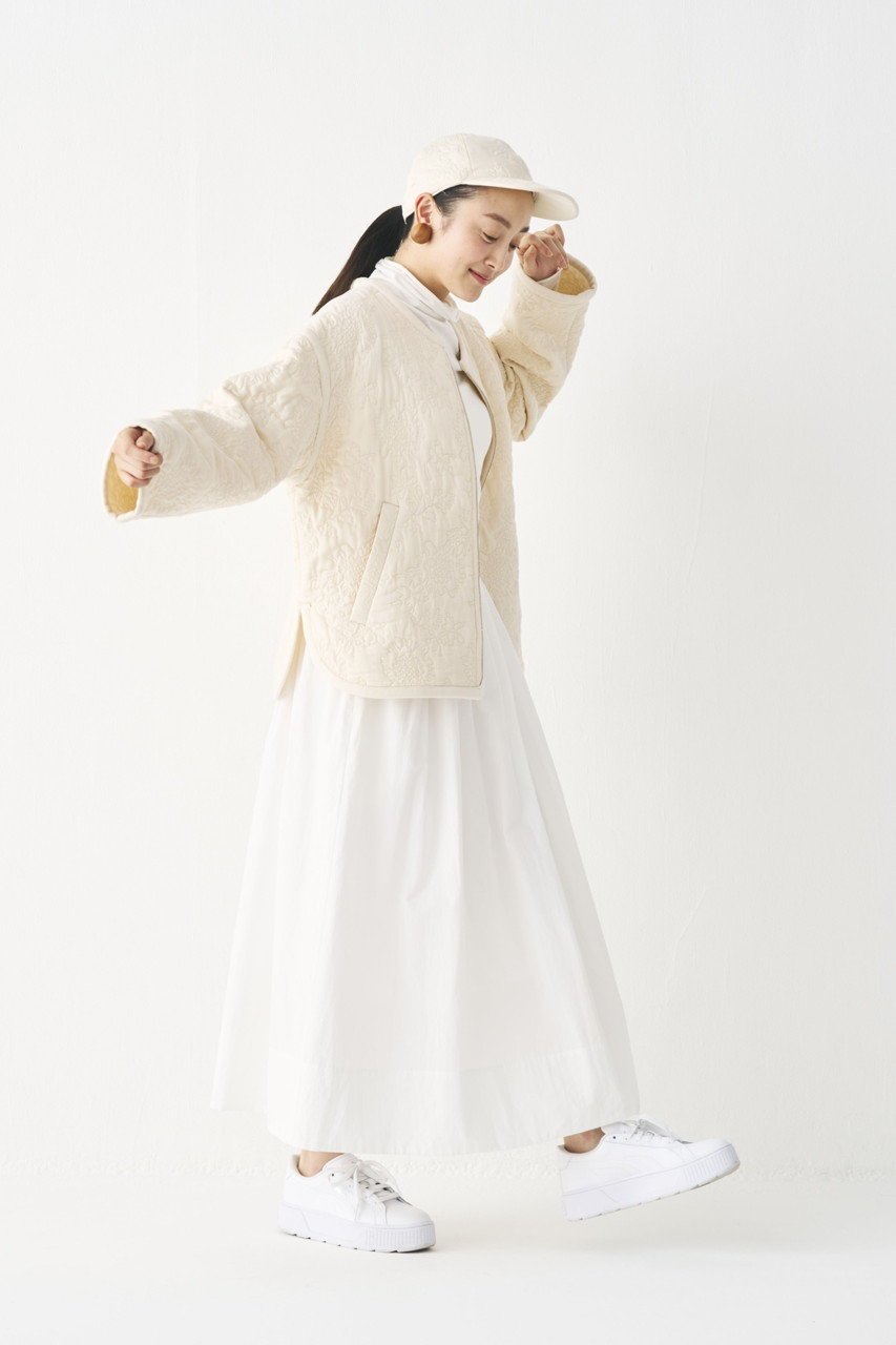 【プリスティン/PRISTINE】のフラワーキルトノーカラージャケット 人気、トレンドファッション・服の通販 founy(ファニー) 　ファッション　Fashion　レディースファッション　Fashion for Women　アウター　Coat / Outerwear Collection　レディースジャケット・軽アウター　Jackets　ノーカラージャケット / シンプル上品コーデ　Collarless Jackets　なめらか　Smooth, Silky Texture　キルト　Quilt, Quilted Fabric　ジップアップ　Zip-Up, Full Zip　ジャケット　Jacket, Outerwear　スポーティ　Sporty, Casual Athletic　フェミニン　Feminine, Girly　フラワー　Flower, Floral　ラウンド　Round, Round Neck　エレガント 上品　Elegant　other-8|ID: prp329100004887820 ipo3291000000036498889