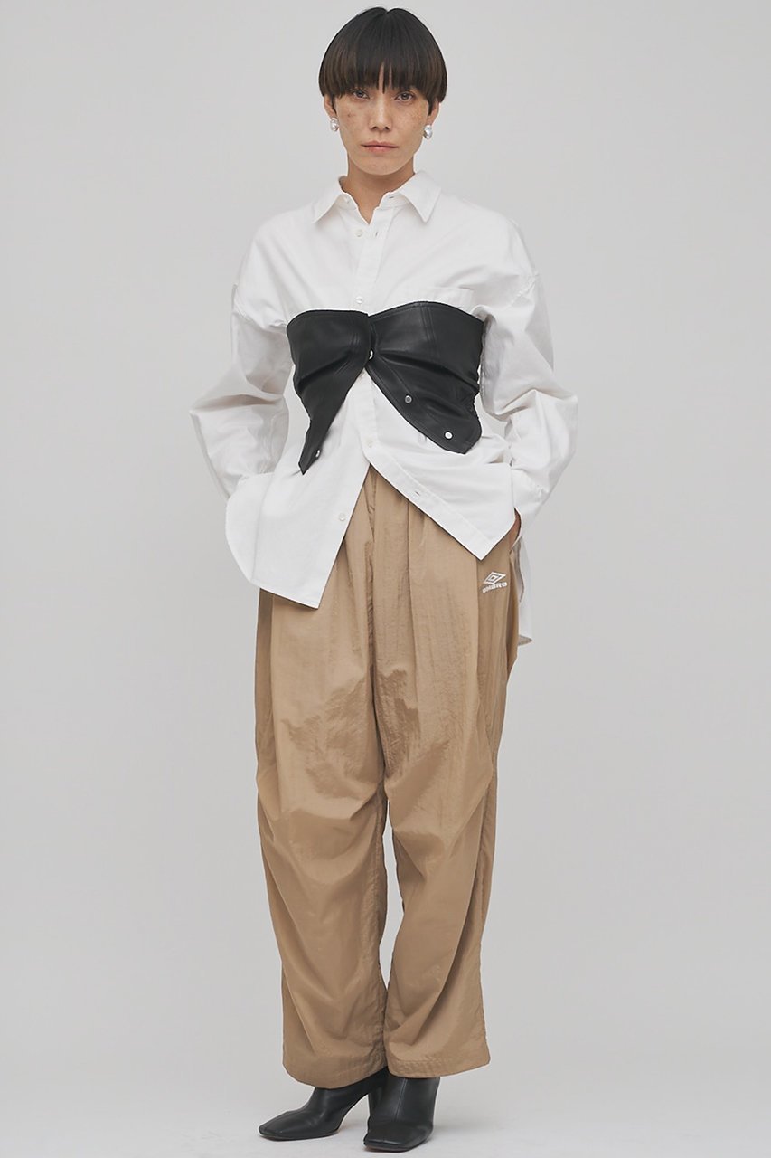 【ウィムガゼット/Whim Gazette】の【UMBRO×Whim Gazette】トラックパンツ 人気、トレンドファッション・服の通販 founy(ファニー) ファッション Fashion レディースファッション Fashion for Women パンツ Pants & Trousers おすすめ Recommended / Our Picks ギャザー Gathered, Ruffled クール Cool, Chic コラボ Collaboration, Collab スタンド Stand Collar, Upright Stand スポーツ Sports, Activewear スポーティ Sporty, Casual Athletic セットアップ Set-Up, Coordinated Outfit ブルゾン Blouson, Bomber Jacket メッシュ Mesh, Net Fabric other-3|ID: prp329100004888282 ipo3291000000036504738