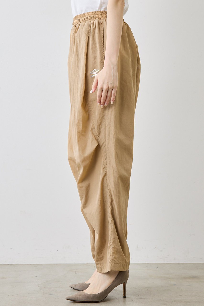 【ウィムガゼット/Whim Gazette】の【UMBRO×Whim Gazette】トラックパンツ 人気、トレンドファッション・服の通販 founy(ファニー) ファッション Fashion レディースファッション Fashion for Women パンツ Pants & Trousers おすすめ Recommended / Our Picks ギャザー Gathered, Ruffled クール Cool, Chic コラボ Collaboration, Collab スタンド Stand Collar, Upright Stand スポーツ Sports, Activewear スポーティ Sporty, Casual Athletic セットアップ Set-Up, Coordinated Outfit ブルゾン Blouson, Bomber Jacket メッシュ Mesh, Net Fabric other-8|ID: prp329100004888282 ipo3291000000036504743