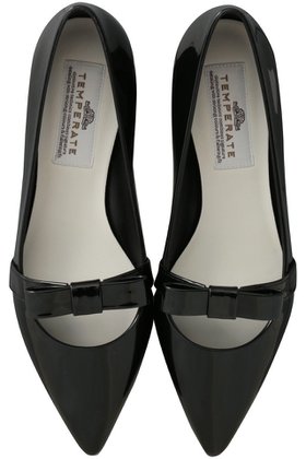 【テンパレイト/TEMPERATE】のRENE リボンストラップ ポインテッドパンプス(レイン対応) 人気、トレンドファッション・服の通販 founy(ファニー) ファッション Fashion レディースファッション Fashion for Women エナメル Patent Leather オケージョン Occasion Wear 抗菌 Antibacterial, Bacteria-Resistant シューズ Shoes, Footwear フィット Fit, Slim Fit フラット Flat, Flat Shoes ラップ Wrap, Wrap Design ラバー Rubber, Rubber Sole リボン Ribbon, Bow レイン Rain, Rainproof |ID:prp329100004888514
