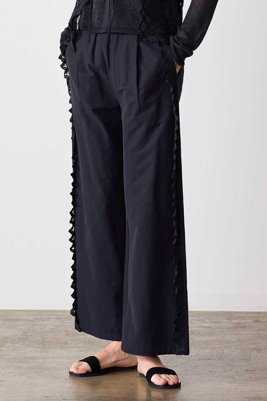 【マリリンムーン/MARILYN MOON】の【SOI-MeME】コードレースラインパンツ 人気、トレンドファッション・服の通販 founy(ファニー) 　ファッション　Fashion　レディースファッション　Fashion for Women　パンツ　Pants & Trousers　おすすめ　Recommended / Our Picks　キャミソール　Camisole, Spaghetti Strap Top　ジャケット　Jacket, Outerwear　ストレッチ　Stretch, Stretchy Fabric　リュクス　Luxury, Elegant, High-End, Chic　レース　Lace, Lace Fabric　other-7|ID: prp329100004888522 ipo3291000000036506670