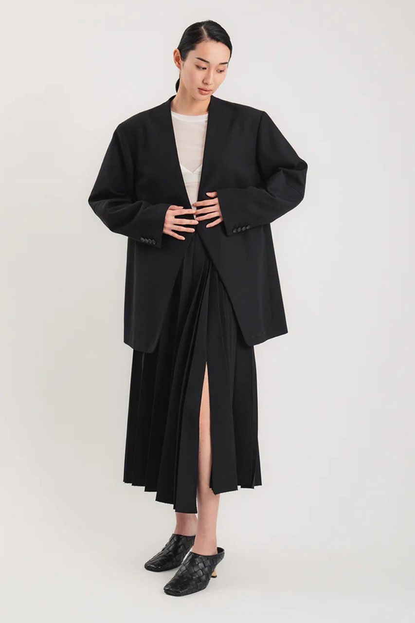 【スタニングルアー/STUNNING LURE】のラスティックプリーツスカート 人気、トレンドファッション・服の通販 founy(ファニー) 　ファッション　Fashion　レディースファッション　Fashion for Women　スカート　Skirts　プリーツスカート / 上品フェミニンスタイル　Pleated Skirts　ロングスカート　Long Skirts / Maxi & Midi Skirts　ジャケット　Jacket, Outerwear　セットアップ　Set-Up, Coordinated Outfit　プリーツ　Pleats, Pleated　モダン　Modern, Contemporary　ロング　Long, Long-Length　再入荷　Restock / Back in Stock　other-8|ID: prp329100004888549 ipo3291000000036506920