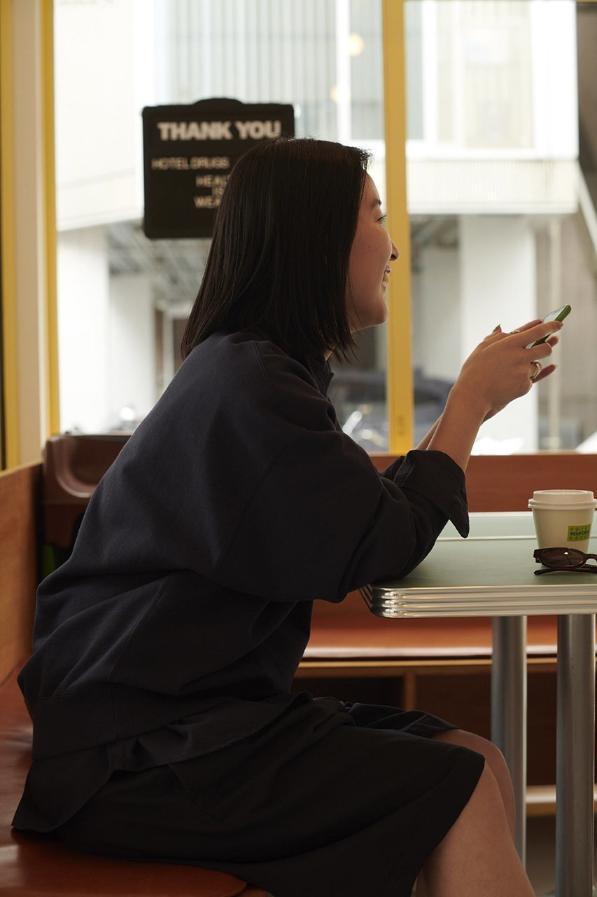 【イレーヴ/YLEVE】の【UNISEX】【Y】ORGANIC COTTON HIGH DENSITY サテン シャツ 人気、トレンドファッション・服の通販 founy(ファニー) 　ファッション　Fashion　レディースファッション　Fashion for Women　トップス・カットソー　Cut & Sew Tops　シャツ・ブラウス・オフィスカジュアル　Elegant Blouses & Button-Ups　ユニセックス　Unisex, Genderless　なめらか　Smooth, Silky Texture　サテン　Satin, Glossy Fabric　スリーブ　Sleeve, Long Sleeve / Short Sleeve　ポケット　Pocket, Pocket Detail　ロング　Long, Long-Length　エレガント 上品　Elegant　other-8|ID: prp329100004888567 ipo3291000000036507075