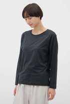 【マーガレットハウエル/MARGARET HOWELL】のSUPERFINE COTTON JERSEY TOP 人気、トレンドファッション・服の通販 founy(ファニー) ファッション Fashion レディースファッション Fashion for Women トップス・カットソー Cut & Sew Tops シャツ・ブラウス・オフィスカジュアル Elegant Blouses & Button-Ups ロングTシャツ・Tシャツ Longline T-Shirts & Tees カットソー・ベーシックTシャツ Cut-and-Sewn Tops / Stretch Tees & Basics インナー Innerwear シンプル Simple, Minimal スリーブ Sleeve, Long Sleeve / Short Sleeve フィット Fit, Slim Fit プリント Print, Printed Pattern ロング Long, Long-Length 新作・新入荷 New Arrivals / New In thumbnail グレー|ID: prp329100004888598 ipo3291000000036507303