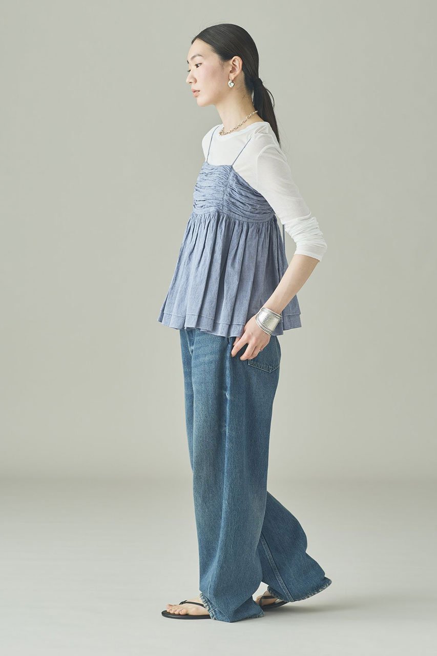 【カレンソロジー/Curensology】のシャンブレーギャザーキャミソール 人気、トレンドファッション・服の通販 founy(ファニー) 　ファッション　Fashion　レディースファッション　Fashion for Women　トップス・カットソー　Cut & Sew Tops　キャミソール&ノースリーブ　Camisoles & Sleeveless Tops　シャツ・ブラウス・オフィスカジュアル　Elegant Blouses & Button-Ups　ロングTシャツ・Tシャツ　Longline T-Shirts & Tees　カットソー・ベーシックTシャツ　Cut-and-Sewn Tops / Stretch Tees & Basics　おすすめ　Recommended / Our Picks　キャミソール　Camisole, Spaghetti Strap Top　ギャザー　Gathered, Ruffled　タンク　Tank Top, Sleeveless Top　デニム　Denim, Jeans Material　パーティ　Party, Party Style　再入荷　Restock / Back in Stock　other-6|ID: prp329100004888608 ipo3291000000036507383