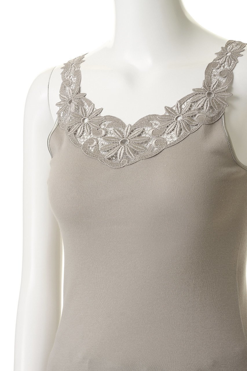 【ティアラ/Tiara】の【Ott-tricot】レースタンクトップ 人気、トレンドファッション・服の通販 founy(ファニー) 　ファッション　Fashion　レディースファッション　Fashion for Women　トップス・カットソー　Cut & Sew Tops　キャミソール&ノースリーブ　Camisoles & Sleeveless Tops　シャツ・ブラウス・オフィスカジュアル　Elegant Blouses & Button-Ups　ロングTシャツ・Tシャツ　Longline T-Shirts & Tees　カットソー・ベーシックTシャツ　Cut-and-Sewn Tops / Stretch Tees & Basics　おすすめ　Recommended / Our Picks　キャミソール　Camisole, Spaghetti Strap Top　タンク　Tank Top, Sleeveless Top　フィット　Fit, Slim Fit　フラワー　Flower, Floral　レース　Lace, Lace Fabric　新作・新入荷　New Arrivals / New In　other-5|ID: prp329100004888762 ipo3291000000036510579