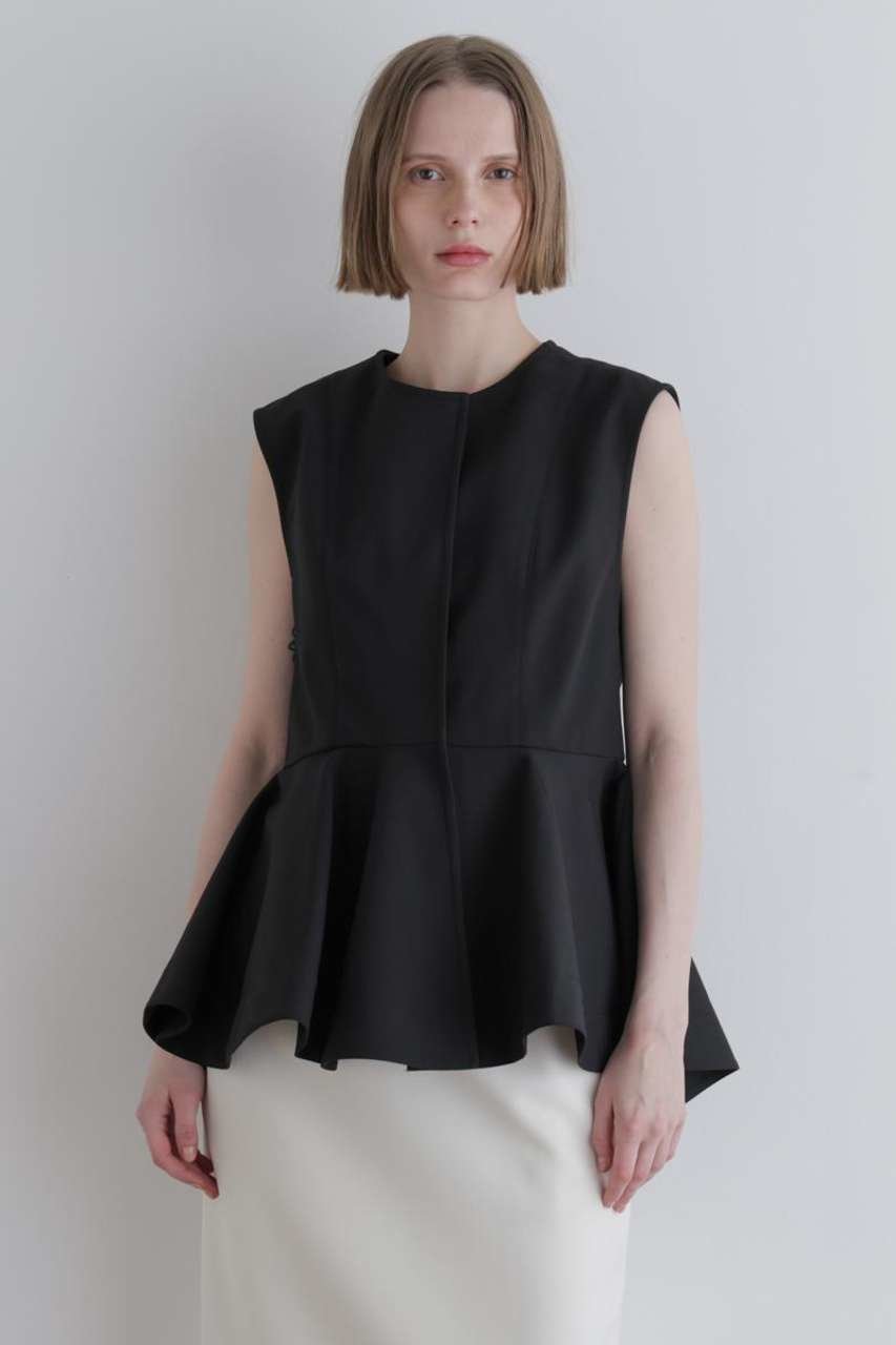 【ル フィル/LE PHIL】のクリアツイルラッフルジレ 大人の最旬トレンドファッション＆コーディネート founy(ファウニー) 　ファッション　Fashion　レディースファッション　Fashion for Women　アウター　Coat / Outerwear Collection　レディースジャケット・軽アウター　Jackets　シンプル　Simple, Minimal　ジャケット　Jacket, Outerwear　スタンダード　Standard, Basic　ストレッチ　Stretch, Stretchy Fabric　セットアップ　Set-Up, Coordinated Outfit　ツイル　Twist, Twisted Detail　フリル　Frill, Ruffle　ラッフル　Ruffle, Frill　再入荷　Restock / Back in Stock　other-4|ID: prp329100004888801 ipo3291000000036596715