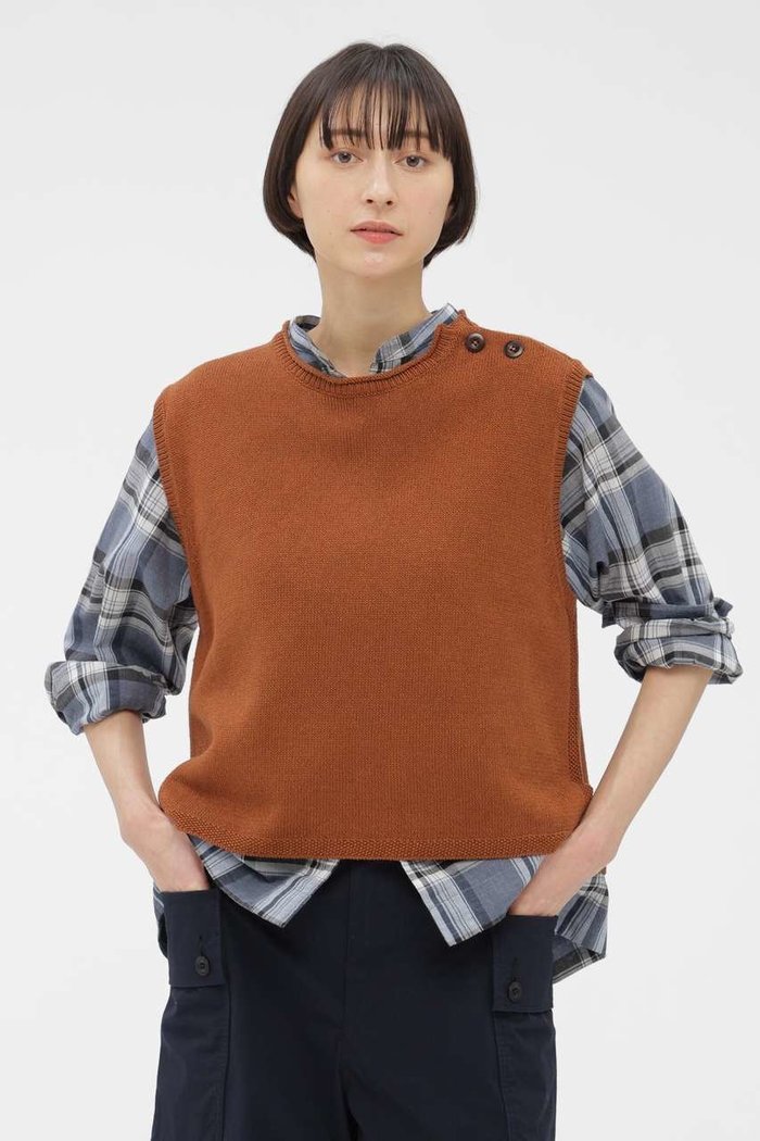 【マーガレットハウエル/MARGARET HOWELL】のWA-SHI COTTON KNITWEAR インテリア・キッズ・メンズ・レディースファッション・服の通販 founy(ファニー) https://founy.com/ ファッション Fashion レディースファッション Fashion for Women トップス・カットソー Cut & Sew Tops ニット Knit Tops & Sweaters カジュアルプルオーバー・ニットトップス Pullovers & Knit Tops / Casual Pullovers コンパクト Compact, Small Size ショルダー Shoulder, Shoulder Strap スリット Slit, Slit Detail ベスト Vest, Waistcoat 夏 Summer |ID: prp329100004888819 ipo3291000000036511014