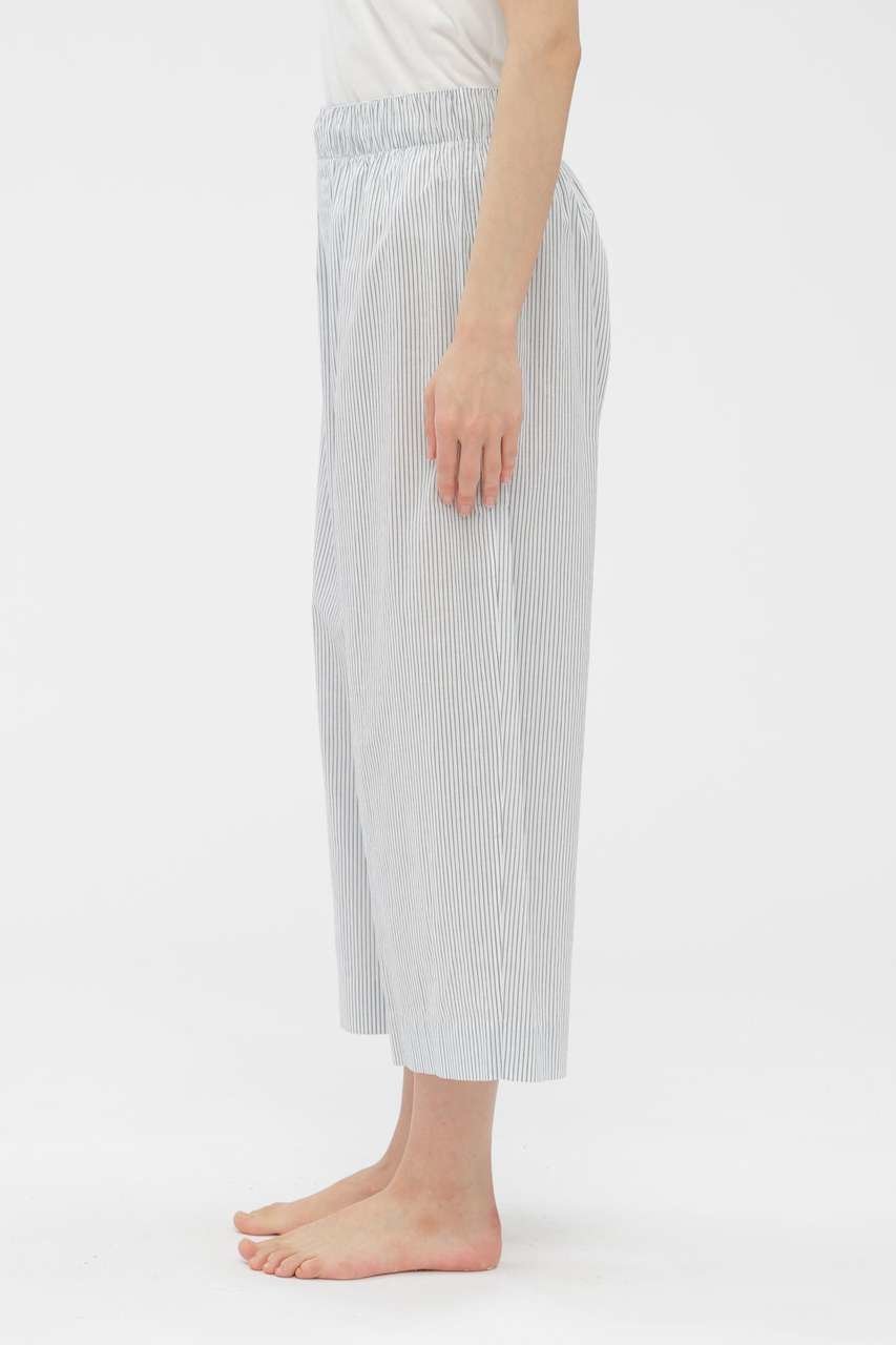 【マーガレットハウエル/MARGARET HOWELL】のCOTTON LINEN MINI STRIPE TROUSERS 人気、トレンドファッション・服の通販 founy(ファニー) 　ファッション　Fashion　レディースファッション　Fashion for Women　パンツ　Pants & Trousers　おすすめ　Recommended / Our Picks　クロップド　Cropped, Short Length　ショーツ　Shorts, Short Pants　セットアップ　Set-Up, Coordinated Outfit　ドローストリング　Drawstring, Pull Cord　リネン　Linen, Linen Fabric　リラックス　Relax, Relaxed Fit　新作・新入荷　New Arrivals / New In　other-4|ID: prp329100004888836 ipo3291000000036511156