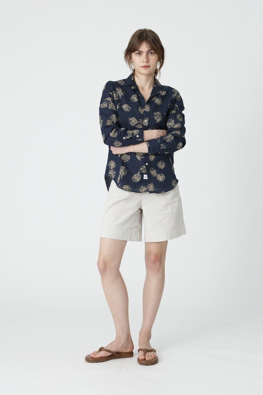 【フランク&アイリーン/Frank&Eileen】のEILEEN イタリアンリネン ブラックフラワー シャツ 人気、トレンドファッション・服の通販 founy(ファニー) 　ファッション　Fashion　レディースファッション　Fashion for Women　トップス・カットソー　Cut & Sew Tops　シャツ・ブラウス・オフィスカジュアル　Elegant Blouses & Button-Ups　スリーブ　Sleeve, Long Sleeve / Short Sleeve　フィット　Fit, Slim Fit　フラワー　Flower, Floral　リネン　Linen, Linen Fabric　ロング　Long, Long-Length　エレガント 上品　Elegant　定番　Standard, Basic Item　新作・新入荷　New Arrivals / New In　other-6|ID: prp329100004889028 ipo3291000000036520392