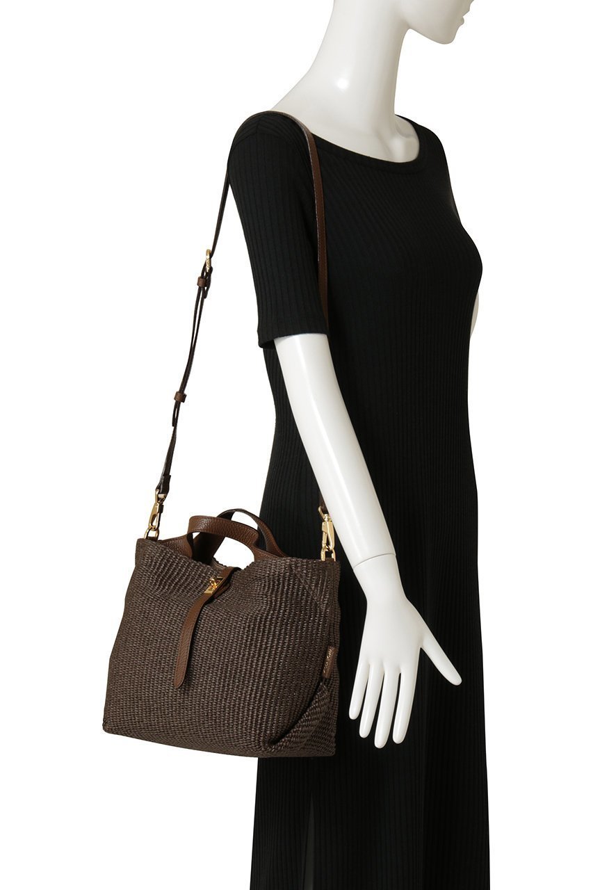 【アルアバイル/allureville】の【VIOLAd ORO】ベルテッドサンドロカゴバッグ 人気、トレンドファッション・服の通販 founy(ファニー) 　ファッション　Fashion　レディースファッション　Fashion for Women　バッグ　Bags　ショルダー　Shoulder, Shoulder Strap　シンプル　Simple, Minimal　ラフィア　Raffia, Natural Straw　エレガント 上品　Elegant　夏　Summer　新作・新入荷　New Arrivals / New In　春　Spring　S/S・春夏　SS, Spring/Summer, Warm Season　ビジネス 仕事 通勤　Business / Work / Commuting　other-2|ID: prp329100004889114 ipo3291000000036525613