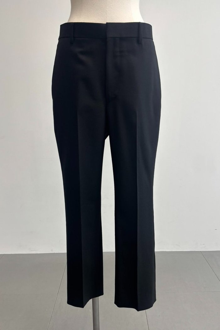 【カオス/Chaos】のリュデスパンツ インテリア・キッズ・メンズ・レディースファッション・服の通販 founy(ファニー) https://founy.com/ ファッション Fashion レディースファッション Fashion for Women パンツ Pants & Trousers クロップド Cropped, Short Length シンプル Simple, Minimal スマート Smart, Elegant センター Center, Center Line バランス Balance, Style Balance ボトム Bottoms, Lower Wear モダン Modern, Contemporary レギンス Leggings, Stretch Pants 新作・新入荷 New Arrivals / New In |ID: prp329100004889180 ipo3291000000036695881