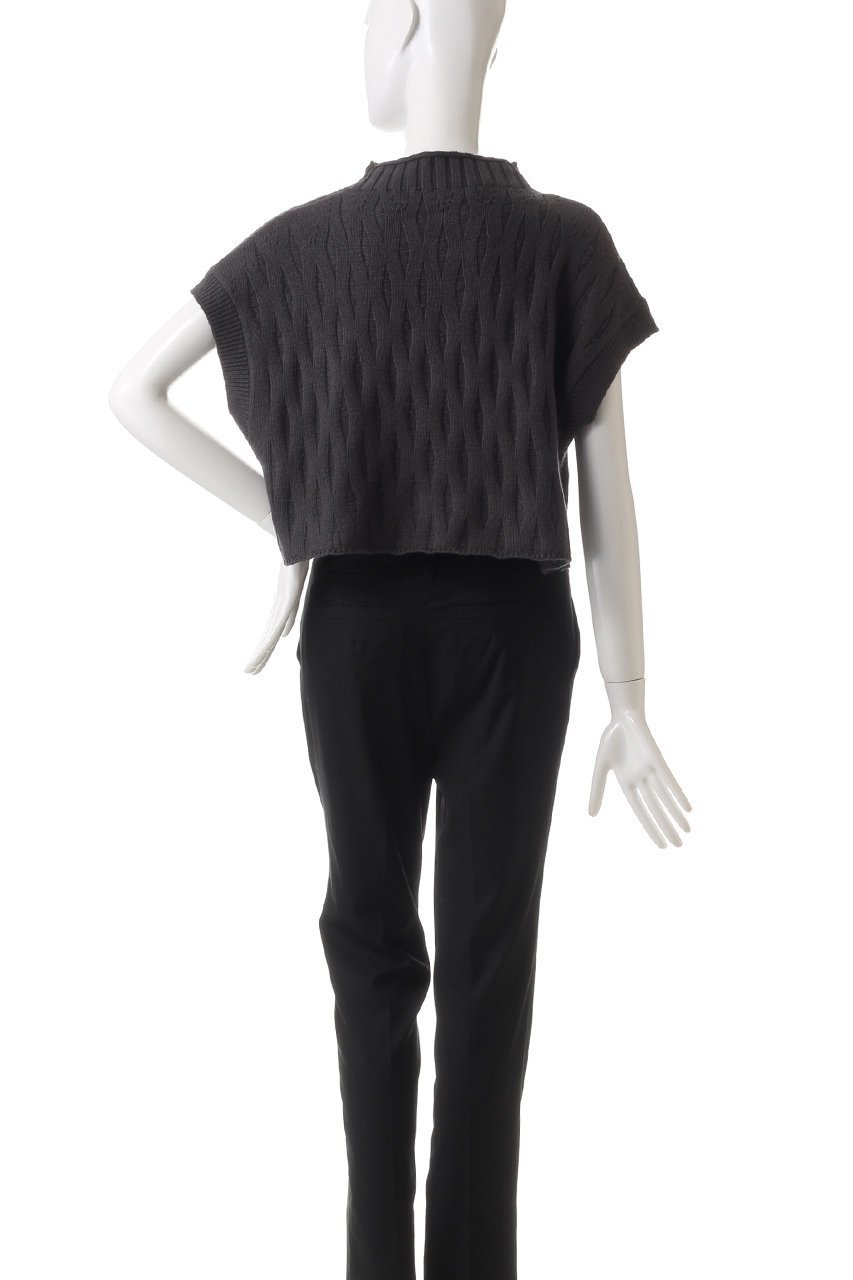 【ミズイロ インド/mizuiro ind】のpattern knitting short vest ベスト 大人の最旬トレンドファッション＆コーディネート founy(ファウニー) 　ファッション　Fashion　レディースファッション　Fashion for Women　トップス・カットソー　Cut & Sew Tops　ニット　Knit Tops & Sweaters　ベスト&ジレ / 重ね着スタイル　Vests & Gilets　カジュアルプルオーバー・ニットトップス　Pullovers & Knit Tops / Casual Pullovers　インナー　Innerwear　クロップド　Cropped, Short Length　シアー　Sheer, See-Through　ジャケット　Jacket, Outerwear　トレンド　Trend, Trending Now　パターン　Pattern, Design Print　ベスト　Vest, Waistcoat　other-4|ID: prp329100004889254 ipo3291000000036530915