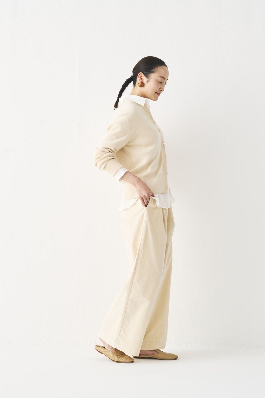 【プリスティン/PRISTINE】のカステラニットキーネックカーデ 人気、トレンドファッション・服の通販 founy(ファニー) ファッション Fashion レディースファッション Fashion for Women トップス・カットソー Cut & Sew Tops ニット Knit Tops & Sweaters カーディガン・羽織り Layered Style Cardigans カーディガン Cardigan, Knitwear シンプル Simple, Minimal スリット Slit, Slit Detail 人気 Popular, Best Seller other-6|ID: prp329100004889259 ipo3291000000036531096