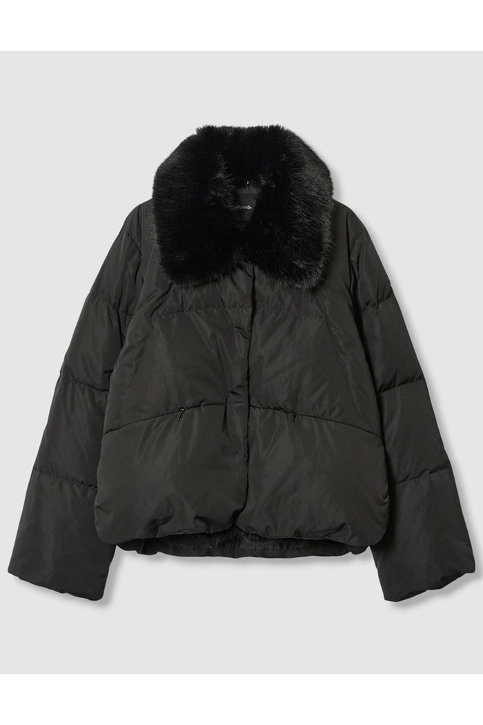 【アルアバイル/allureville】のファーカラーショートダウンコート インテリア・キッズ・メンズ・レディースファッション・服の通販 founy(ファニー) https://founy.com/ ファッション Fashion レディースファッション Fashion for Women アウター Coat / Outerwear Collection コート・ロングコート・ピーコート Long Coats, Peacoats & More ダウンジャケット・軽量ダウン Warm & Lightweight Down Jackets シンプル Simple, Minimal スリット Slit, Slit Detail ダウン Down, Puffer ヘムライン Hemline, Bottom Cut ボトム Bottoms, Lower Wear 冬 Winter / This Winter |ID: prp329100004889457 ipo3291000000036533710