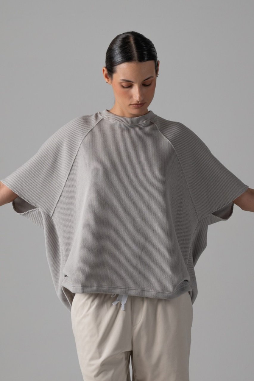 【コグ ザビッグスモーク/COGTHEBIGSMOKE】の24 HELLEN PENTAGON TOP 人気、トレンドファッション・服の通販 founy(ファニー) 　ファッション　Fashion　レディースファッション　Fashion for Women　トップス・カットソー　Cut & Sew Tops　シャツ・ブラウス・オフィスカジュアル　Elegant Blouses & Button-Ups　ロングTシャツ・Tシャツ　Longline T-Shirts & Tees　カットソー・ベーシックTシャツ　Cut-and-Sewn Tops / Stretch Tees & Basics　カットソー　Cut and Sewn Top　ショート　Short, Short Length　スリーブ　Sleeve, Long Sleeve / Short Sleeve　フォルム　Silhouette, Form　ベーシック　Basic, Essential　other-7|ID: prp329100004889554 ipo3291000000036534693