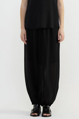 【プレインピープル/PLAIN PEOPLE】のウールメッシュバルーンカットパンツ 人気、トレンドファッション・服の通販 founy(ファニー) ファッション Fashion レディースファッション Fashion for Women パンツ Pants & Trousers ギャザー Gathered, Ruffled シンプル Simple, Minimal メッシュ Mesh, Net Fabric リラックス Relax, Relaxed Fit エレガント 上品 Elegant 再入荷 Restock / Back in Stock |ID:prp329100004889612