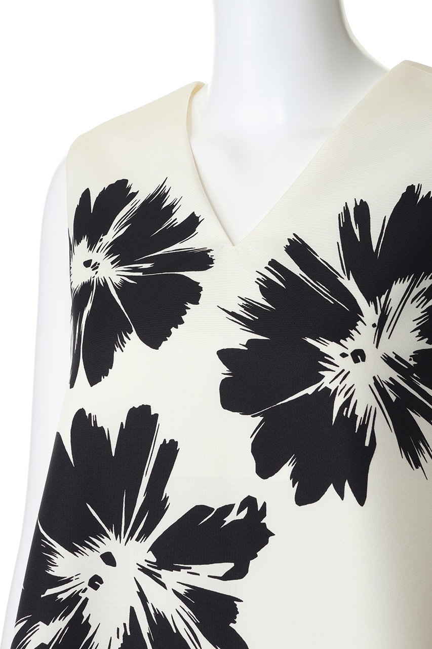 【エムフィル/M Fil】のコートフルールプリント Vネックフレアワンピース 人気、トレンドファッション・服の通販 founy(ファニー) 　ファッション　Fashion　レディースファッション　Fashion for Women　アウター　Coat / Outerwear Collection　コート・ロングコート・ピーコート　Long Coats, Peacoats & More　ワンピース　Dresses　チュニック　Tunic Tops & Dresses　チュニック　Tunic, Long Top　バランス　Balance, Style Balance　フラワー　Flower, Floral　フレア　Flare, Flared　プリント　Print, Printed Pattern　モチーフ　Motif, Design Theme　ロング　Long, Long-Length　人気　Popular, Best Seller　新作・新入荷　New Arrivals / New In　other-5|ID: prp329100004889771 ipo3291000000036537401