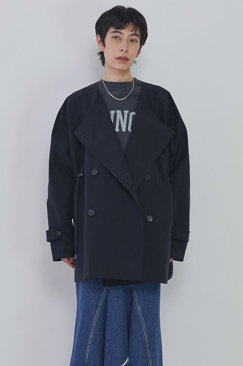 【プルミエ アロンディスモン/1er Arrondissement】の【VACHEMENT×1er Arrondissement】リサイクルシェルタフタショートトレンチコート インテリア・キッズ・メンズ・レディースファッション・服の通販 founy(ファウニー) 　ファッション　Fashion　レディースファッション　Fashion for Women　アウター　Coat / Outerwear Collection　コート・ロングコート・ピーコート　Long Coats, Peacoats & More　トレンチコート / 春秋の定番アウター　Trench Coats　ショート　Short, Short Length　タフタ　Taffeta, Structured Fabric　トレンチ　Trench, Trench Coat　ドローストリング　Drawstring, Pull Cord　別注　Limited Edition, Custom Order　定番　Standard, Basic Item　ネイビー|ID: prp329100004890504 ipo3291000000036546887