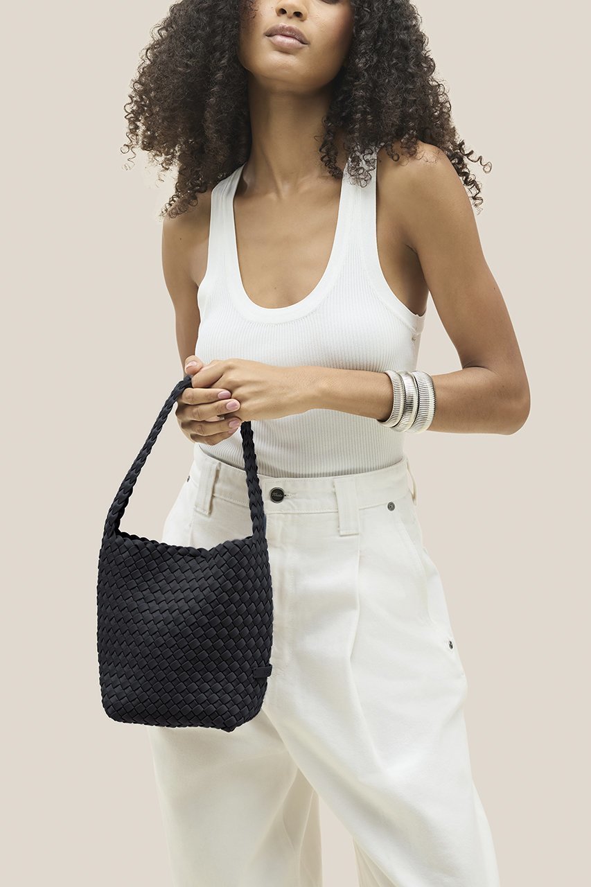 【ナゲディ/NAGHEDI】のNomad Small Hobo ハンドバッグ 人気、トレンドファッション・服の通販 founy(ファニー) 　ファッション　Fashion　レディースファッション　Fashion for Women　バッグ　Bags　エレガント 上品　Elegant　シンプル　Simple, Minimal　ポーチ　Pouch, Small Case　軽量　Lightweight, Ultra Light　other-2|ID: prp329100004890563 ipo3291000000036547359