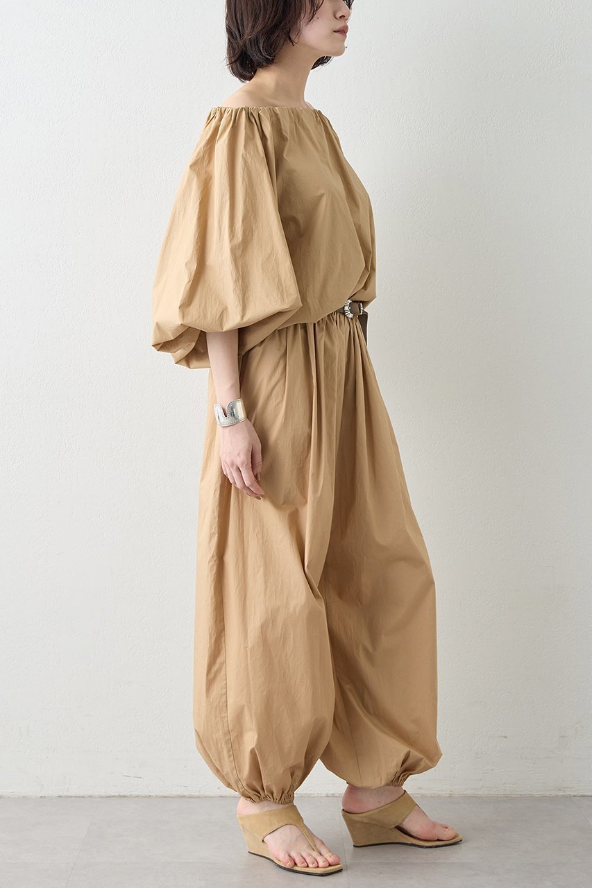 【ウィムガゼット/Whim Gazette】のタイプライターバレルパンツ 人気、トレンドファッション・服の通販 founy(ファニー) ファッション Fashion レディースファッション Fashion for Women パンツ Pants & Trousers おすすめ Recommended / Our Picks カッティング Cutting Detail ギャザー Gathered, Ruffled コーティング Coating, Coated Finish セットアップ Set-Up, Coordinated Outfit タイプライター Typewriter Fabric, Crisp Cotton トレンド Trend, Trending Now バルーン Balloon, Balloon Silhouette ペーパー Paper, Kraft Paper エレガント 上品 Elegant 新作・新入荷 New Arrivals / New In other-5|ID: prp329100004890726 ipo3291000000036549437