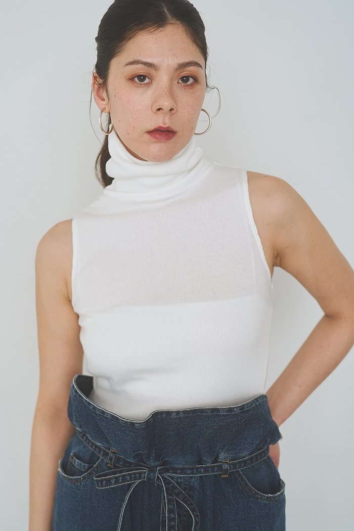 【ウィムガゼット/Whim Gazette】の【OVERNEATH】別注Bodysuit025 インテリア・キッズ・メンズ・レディースファッション・服の通販 founy(ファニー) https://founy.com/ ファッション Fashion レディースファッション Fashion for Women トップス・カットソー Cut & Sew Tops キャミソール&ノースリーブ Camisoles & Sleeveless Tops シャツ・ブラウス・オフィスカジュアル Elegant Blouses & Button-Ups ロングTシャツ・Tシャツ Longline T-Shirts & Tees カットソー・ベーシックTシャツ Cut-and-Sewn Tops / Stretch Tees & Basics キャミソール Camisole, Spaghetti Strap Top スペシャル Special, Limited Edition スーツ Suit, Formalwear タンク Tank Top, Sleeveless Top ヌーディ Nude, Nude Tone バランス Balance, Style Balance パイピング Piping, Trim Design 別注 Limited Edition, Custom Order 2022年 2022 2022 春夏 S/S Spring/Summer 2022 SS22 夏 Summer エレガント 上品 Elegant 新作・新入荷 New Arrivals / New In |ID: prp329100004890752 ipo3291000000036549655