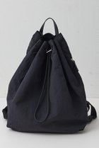 【ウィムガゼット/Whim Gazette】の【THE PAUSE】ドロストバックパック 人気、トレンドファッション・服の通販 founy(ファニー) ファッション Fashion レディースファッション Fashion for Women バッグ Bags ヴィンテージ Vintage Style グラデーション Gradient, Ombre シルバー Silver, Metallic Silver シンプル Simple, Minimal 定番 Standard, Basic Item ポケット Pocket, Pocket Detail リュック Backpack, Rucksack ワーク Workwear, Utility Style thumbnail ブラック|ID: prp329100004890876 ipo3291000000036555682