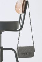 【ウィムガゼット/Whim Gazette】の【Hoaw.】チェーンミニバッグ 人気、トレンドファッション・服の通販 founy(ファニー) ファッション Fashion レディースファッション Fashion for Women バッグ Bags アクセサリー Fashion Accessories 春 Spring キルティング Quilted, Quilting クール Cool, Chic シューズ Shoes, Footwear チェーン Chain, Chain Strap チャーム Charm, Pendant ワンポイント One Point, Statement Accent おすすめ Recommended / Our Picks thumbnail チャコールグレー|ID: prp329100004890965 ipo3291000000036556638