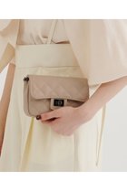 【ウィムガゼット/Whim Gazette】の【Hoaw.】チェーンミニバッグ 人気、トレンドファッション・服の通販 founy(ファニー) ファッション Fashion レディースファッション Fashion for Women バッグ Bags アクセサリー Fashion Accessories 春 Spring キルティング Quilted, Quilting クール Cool, Chic シューズ Shoes, Footwear チェーン Chain, Chain Strap チャーム Charm, Pendant ワンポイント One Point, Statement Accent おすすめ Recommended / Our Picks thumbnail ベージュ|ID: prp329100004890965 ipo3291000000036556639