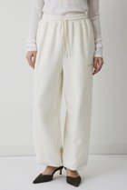 【ウィムガゼット/Whim Gazette】の【THE PAUSE】バルーンスウェットパンツ 人気、トレンドファッション・服の通販 founy(ファニー) ファッション Fashion レディースファッション Fashion for Women パンツ Pants & Trousers おすすめ Recommended / Our Picks ジャケット Jacket, Outerwear スマート Smart, Elegant バルーン Balloon, Balloon Silhouette リラックス Relax, Relaxed Fit thumbnail アイボリー|ID: prp329100004891036 ipo3291000000036557276