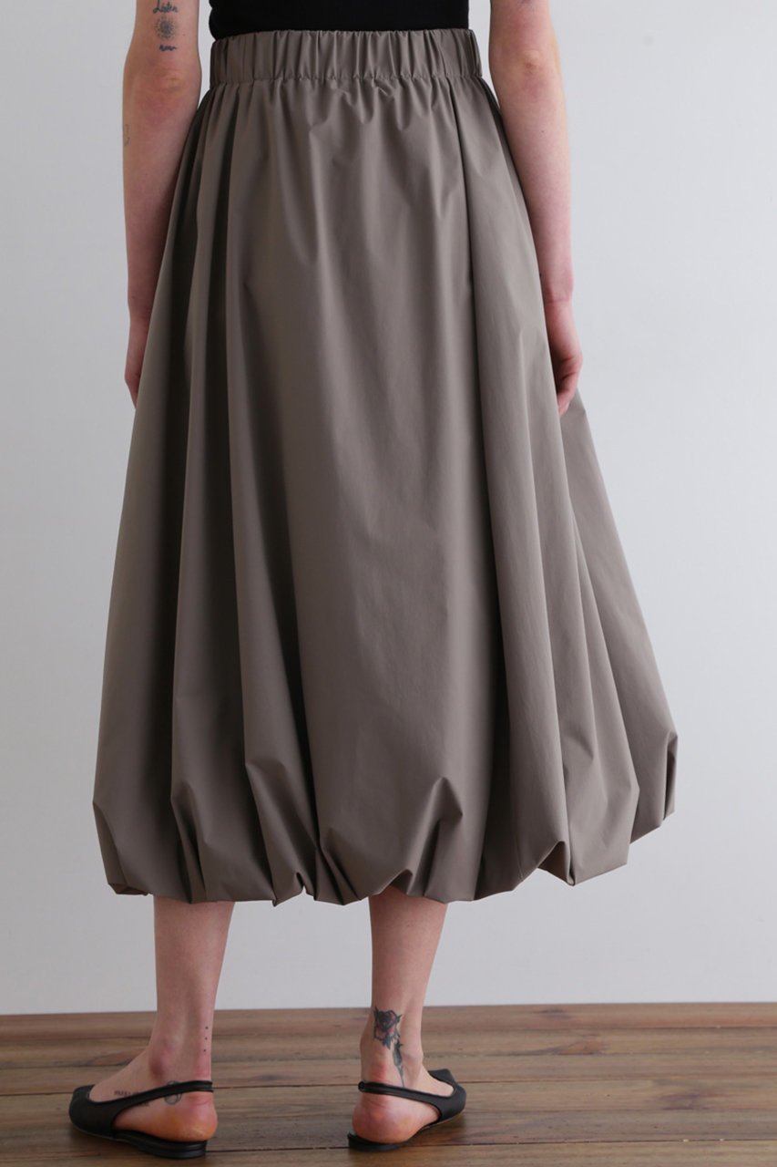 【ル フィル/LE PHIL】のSOLOTEXブロードスカート 大人の最旬トレンドファッション＆コーディネート founy(ファウニー) 　ファッション　Fashion　レディースファッション　Fashion for Women　スカート　Skirts　ロングスカート　Long Skirts / Maxi & Midi Skirts　トレンド　Trend, Trending Now　バルーン　Balloon, Balloon Silhouette　ブルゾン　Blouson, Bomber Jacket　ブロード　Broadcloth, Fine Cotton　ベーシック　Basic, Essential　モダン　Modern, Contemporary　ロング　Long, Long-Length　今季　This Season, Current Season　other-8|ID: prp329100004891468 ipo3291000000036563024