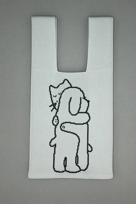 【ビーピービーピー/bpbp】の【UNISEX】【江夏潤一】ニット ミニマルシェバッグ 人気、トレンドファッション・服の通販 founy(ファニー) ファッション Fashion レディースファッション Fashion for Women トップス・カットソー Cut & Sew Tops ニット Knit Tops & Sweaters イラスト Illustration スマート Smart, Elegant 財布 Wallet, Purse ダブル Double, Double-Breasted フェイス Face, Facial Design ユニセックス Unisex, Genderless おすすめ Recommended / Our Picks 夏 Summer ギフト プレゼント Gift / Present |ID:prp329100004891745