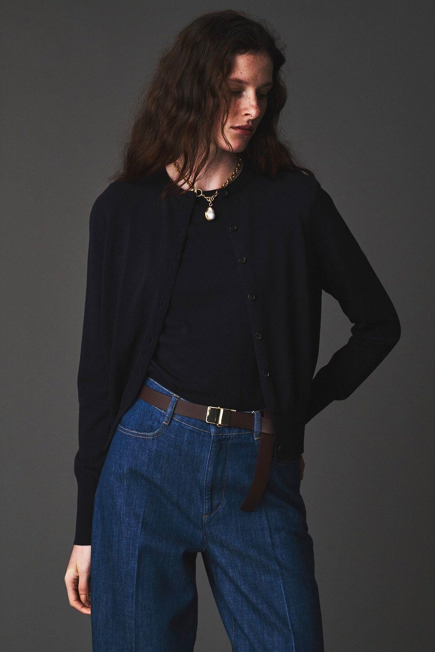 【オブリオ/AUBRIOT】のドライハイゲージカーディガン 大人の最旬トレンドファッション＆コーディネート founy(ファウニー) 　ファッション　Fashion　レディースファッション　Fashion for Women　トップス・カットソー　Cut & Sew Tops　ニット　Knit Tops & Sweaters　カーディガン・羽織り　Layered Style Cardigans　カーディガン　Cardigan, Knitwear　クラシック　Classic, Timeless Style　コンパクト　Compact, Small Size　other-4|ID: prp329100004891765 ipo3291000000036565037