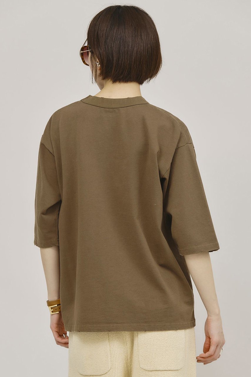 【カレンソロジー/Curensology】の【UNIVERSAL OVERALL】別注ショートスリーブTシャツ 人気、トレンドファッション・服の通販 founy(ファニー) 　ファッション　Fashion　レディースファッション　Fashion for Women　トップス・カットソー　Cut & Sew Tops　シャツ・ブラウス・オフィスカジュアル　Elegant Blouses & Button-Ups　ロングTシャツ・Tシャツ　Longline T-Shirts & Tees　カットソー・ベーシックTシャツ　Cut-and-Sewn Tops / Stretch Tees & Basics　クラッシュ　Distressed, Crashed Style　ショート　Short, Short Length　スペシャル　Special, Limited Edition　スリーブ　Sleeve, Long Sleeve / Short Sleeve　バランス　Balance, Style Balance　別注　Limited Edition, Custom Order　other-5|ID: prp329100004891807 ipo3291000000036565413
