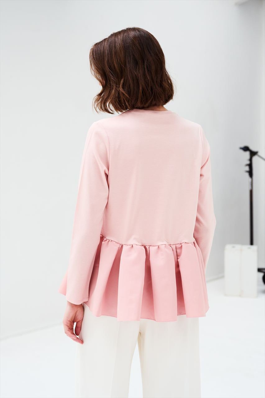 【アミカ/AMICA】のバレリーナロングTシャツ 人気、トレンドファッション・服の通販 founy(ファニー) 　ファッション　Fashion　レディースファッション　Fashion for Women　トップス・カットソー　Cut & Sew Tops　シャツ・ブラウス・オフィスカジュアル　Elegant Blouses & Button-Ups　ロングTシャツ・Tシャツ　Longline T-Shirts & Tees　カットソー・ベーシックTシャツ　Cut-and-Sewn Tops / Stretch Tees & Basics　おすすめ　Recommended / Our Picks　グログラン　Grosgrain, Grosgrain Ribbon　サテン　Satin, Glossy Fabric　スリーブ　Sleeve, Long Sleeve / Short Sleeve　バレエ　Ballet, Ballet Style　モダン　Modern, Contemporary　リラックス　Relax, Relaxed Fit　ロング　Long, Long-Length　人気　Popular, Best Seller　切替　Switching, Contrast Panel　other-7|ID: prp329100004891939 ipo3291000000036566594