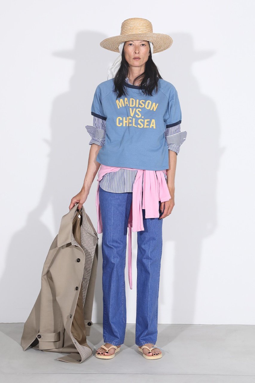 【マディソンブルー/MADISONBLUE】のCENTER CREASE FLARE PANTS DENIM デニムフレアパンツ 大人の最旬トレンドファッション＆コーディネート founy(ファウニー) 　ファッション　Fashion　レディースファッション　Fashion for Women　パンツ　Pants & Trousers　デニムパンツ・ジーンズ・美脚デニム　Denim Jeans & Pants　センター　Center, Center Line　デニム　Denim, Jeans Material　フレア　Flare, Flared　other-6|ID: prp329100004892173 ipo3291000000036568428