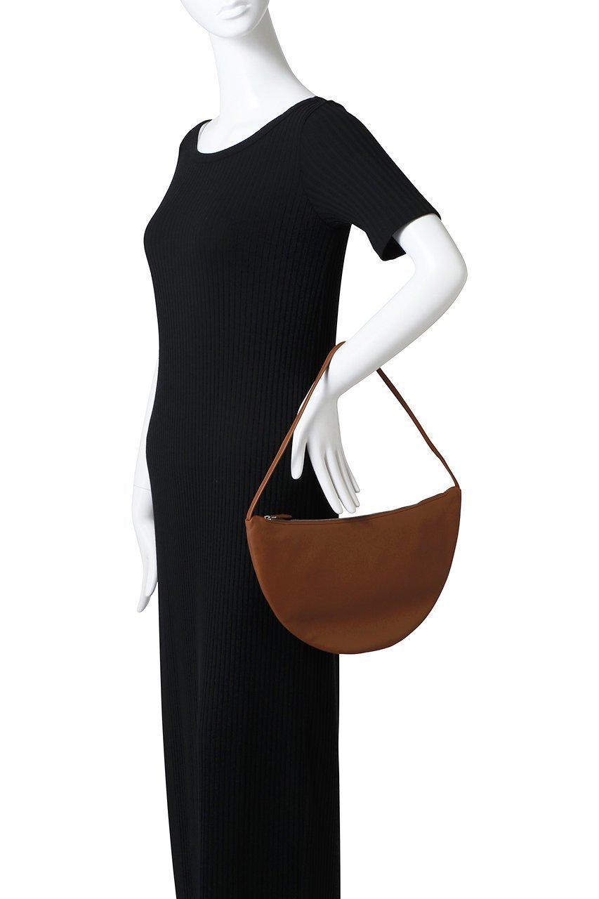 【ザ ロウ/THE ROW】のSMALL IZZY 人気、トレンドファッション・服の通販 founy(ファニー) 　ファッション　Fashion　レディースファッション　Fashion for Women　バッグ　Bags　シンプル　Simple, Minimal　スタイリッシュ　Stylish, Fashionable　スマート　Smart, Elegant　フォルム　Silhouette, Form　モダン　Modern, Contemporary　other-2|ID: prp329100004892309 ipo3291000000036569511