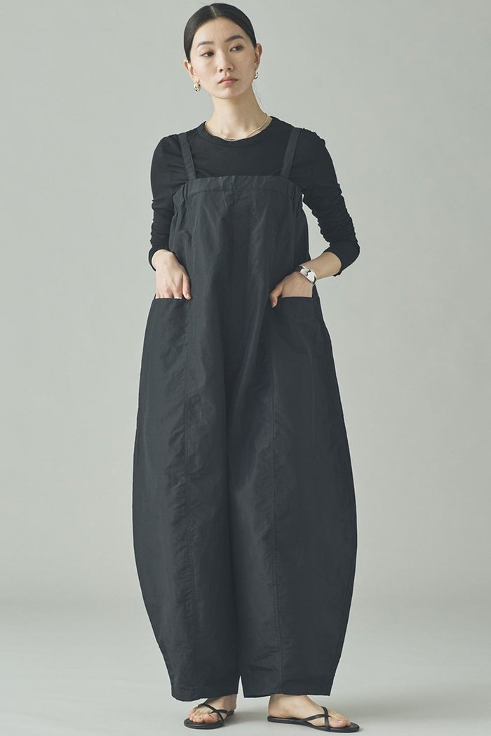 【カレンソロジー/Curensology】のナイロンラミーサロペット インテリア・キッズ・メンズ・レディースファッション・服の通販 founy(ファニー) https://founy.com/ ファッション Fashion レディースファッション Fashion for Women パンツ Pants & Trousers おすすめ Recommended / Our Picks インナー Innerwear コンパクト Compact, Small Size サロペット Overalls, Salopette ブルゾン Blouson, Bomber Jacket ポケット Pocket, Pocket Detail ラップ Wrap, Wrap Design |ID: prp329100004892413 ipo3291000000036570376