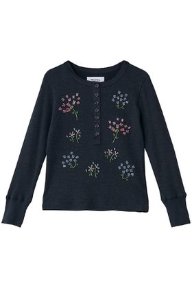 【ミュベール/MUVEIL】 フラワービーズ刺しゅうサーマルカットソー人気、トレンドファッション・服の通販 founy(ファニー) ファッション Fashion レディースファッション Fashion for Women トップス・カットソー Cut & Sew Tops シャツ・ブラウス・オフィスカジュアル Elegant Blouses & Button-Ups ロングTシャツ・Tシャツ Longline T-Shirts & Tees カットソー・ベーシックTシャツ Cut-and-Sewn Tops / Stretch Tees & Basics エレガント 上品 Elegant カットソー Cut and Sewn Top サテン Satin, Glossy Fabric ストレッチ Stretch, Stretchy Fabric スリーブ Sleeve, Long Sleeve / Short Sleeve フラワー Flower, Floral ミリタリー Military, Army Style モチーフ Motif, Design Theme ロング Long, Long-Length ワッフル Waffle, Waffle Knit 冬 Winter / This Winter 夏 Summer |ID:prp329100004892530