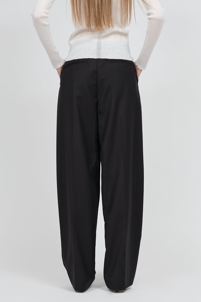 【イロット/IIROT】のTetoron Wool tropical タックパンツ 人気、トレンドファッション・服の通販 founy(ファニー) 　ファッション　Fashion　レディースファッション　Fashion for Women　パンツ　Pants & Trousers　シューズ　Shoes, Footwear　バランス　Balance, Style Balance　フォルム　Silhouette, Form　リラックス　Relax, Relaxed Fit　夏　Summer　other-8|ID: prp329100004892717 ipo3291000000036572636