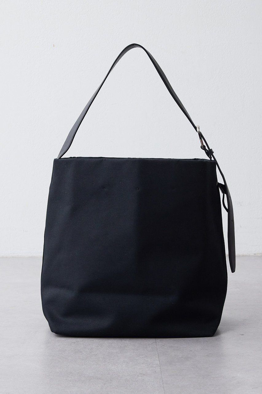 【ウィムガゼット/Whim Gazette】の【MARY AL TERNA】SHOULDER BAG 大人の最旬トレンドファッション＆コーディネート founy(ファウニー) 　ファッション　Fashion　レディースファッション　Fashion for Women　バッグ　Bags　春　Spring　キャンバス　Canvas, Canvas Fabric　コレクション　Collection, Seasonal Line　巾着　Drawstring Bag, Kinchaku　スタイリッシュ　Stylish, Fashionable　メタル　Metal, Metal Parts　S/S・春夏　SS, Spring/Summer, Warm Season　夏　Summer　ビジネス 仕事 通勤　Business / Work / Commuting　other-7|ID: prp329100004892882 ipo3291000000036574087