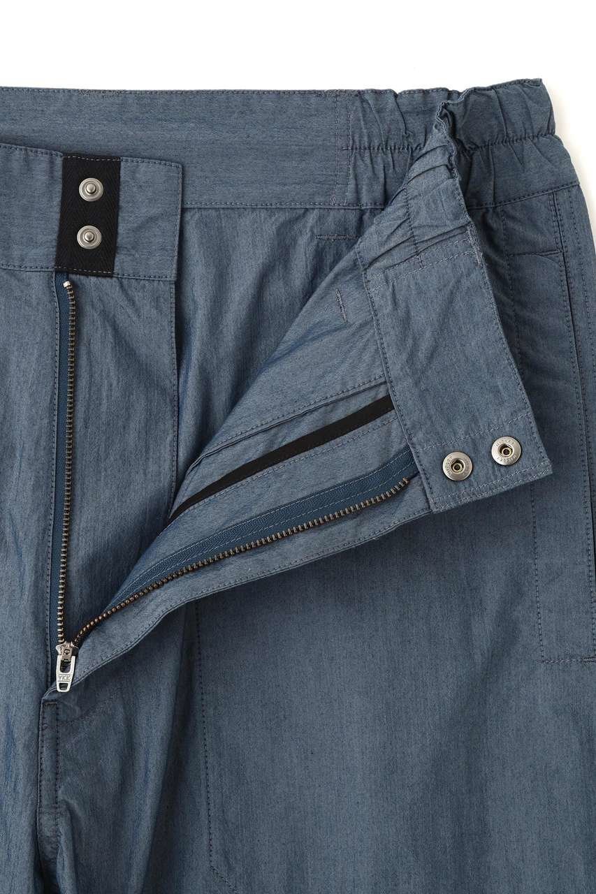 【マーガレット ハウエル/MARGARET HOWELL / MEN】のSUPERLIGHT COTTON NYLON TROUSERS 大人の最旬トレンドファッション＆コーディネート founy(ファウニー) 　ファッション　Fashion　メンズファッション　Fashion for Men　ボトムス　Bottoms　シャンブレー　Chambray, Denim-Like Fabric　シャーリング　Shirring, Ruched　ストレート　Straight, Straight Cut　スポーティ　Sporty, Casual Athletic　パッチ　Patch, Appliqué　フラップ　Flap, Flap Pocket　フロント　Front, Front Design　ポケット　Pocket, Pocket Detail　リラックス　Relax, Relaxed Fit　ワイド　Wide, Wide Fit　ワッシャー　Washer, Crinkled Finish　再入荷　Restock / Back in Stock　other-5|ID: prp329100004893017 ipo3291000000036575289
