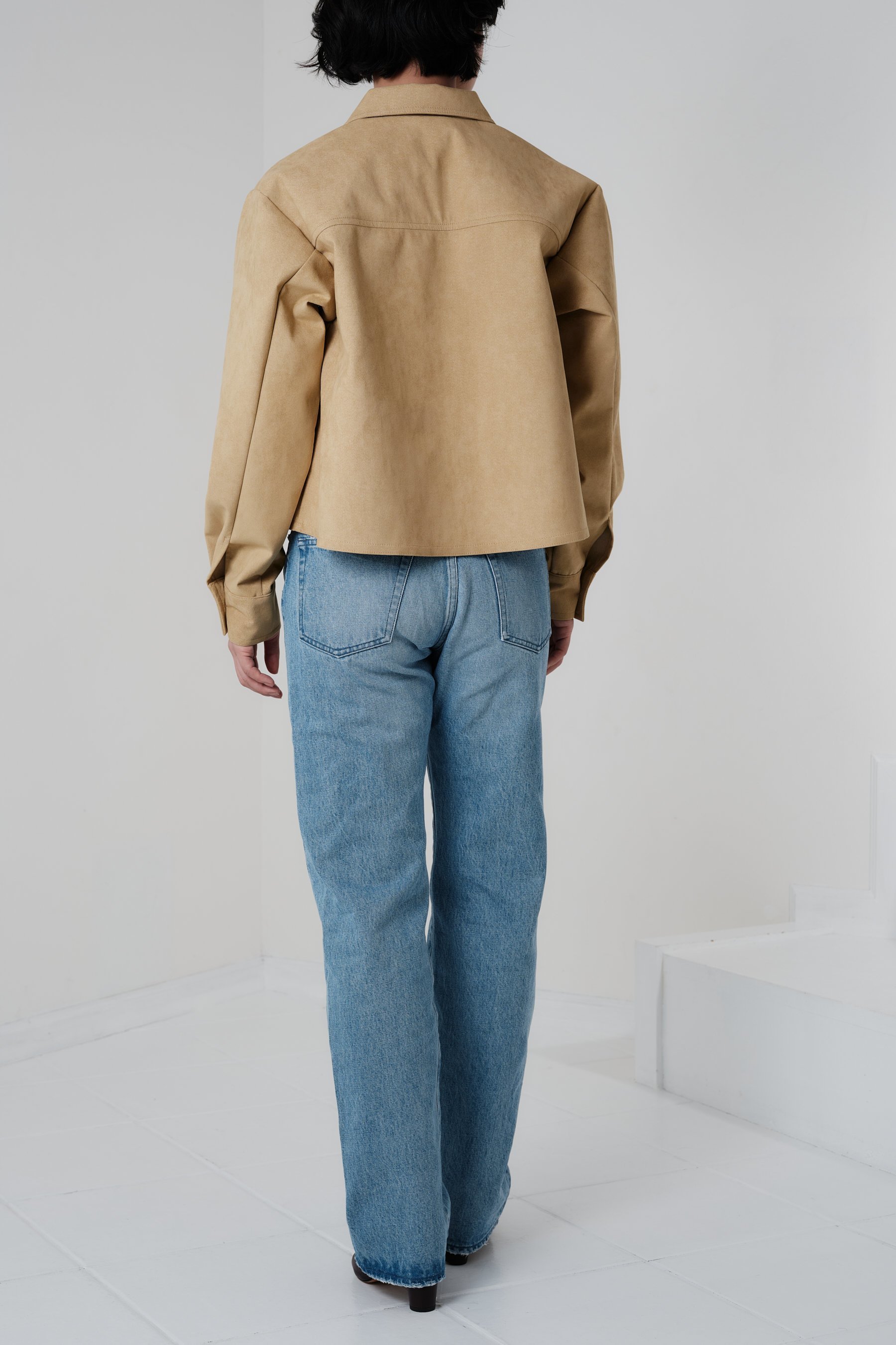 【アロー/aLORS】のVeste courte en ジャケット 大人の最旬トレンドファッション＆コーディネート founy(ファウニー) 　ファッション　Fashion　レディースファッション　Fashion for Women　アウター　Coat / Outerwear Collection　レディースジャケット・軽アウター　Jackets　イタリア　Italy　洗える　Machine Washable　ジャケット　Jacket, Outerwear　なめらか　Smooth, Silky Texture　リュクス　Luxury, Elegant, High-End, Chic　リラックス　Relax, Relaxed Fit　エレガント 上品　Elegant　other-8|ID: prp329100004893051 ipo3291000000036575547